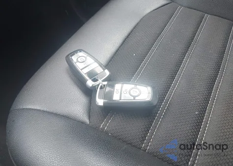 2017 Ford Fusion Se z USA, uszkodzony, nr VIN 3FA6P0HD1HR226059